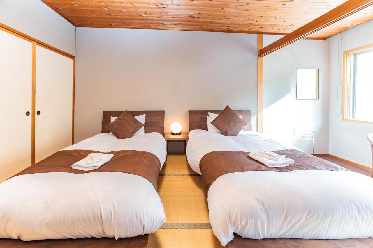 Nomad Hakuba Bed and Breakfast Eksteriør billede